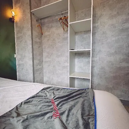 Tassigny Gare By Carl-emilie アパート