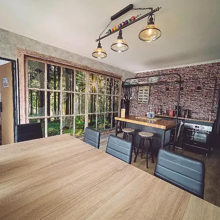 Tassigny Gare By Carl-emilie アパート