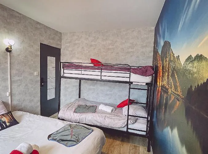 Tassigny Gare By Carl-emilie