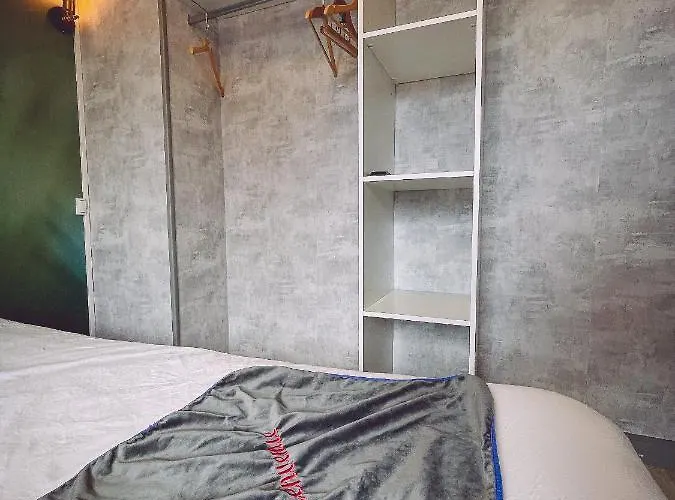 Tassigny Gare By Carl-emilie Apartment